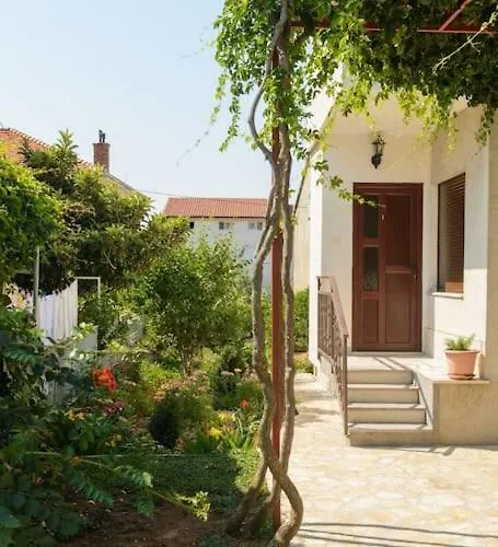 Ivana Appartamento *