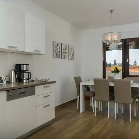 Ivana * トロギール